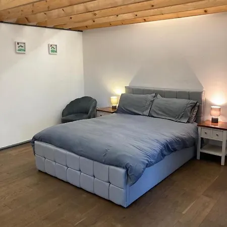 The Bolt Hole - Looe. *